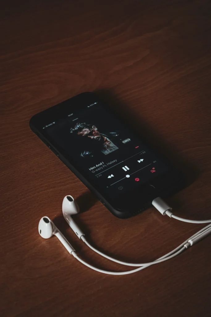 kasra-askari-E23EeSRlup8-unsplash
